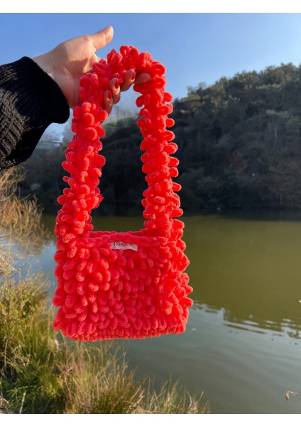 Puffy Nar Çiçeği Omuz Çantası