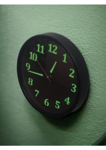 Fosforlu Gece Görünen Parlayan Ofis Salon Duvar Saati Çap 28 cm Siyah Plastik fırsatları