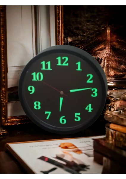 Fosforlu Gece Görünen Parlayan Ofis Salon Duvar Saati Çap 22 cm Siyah modelleri