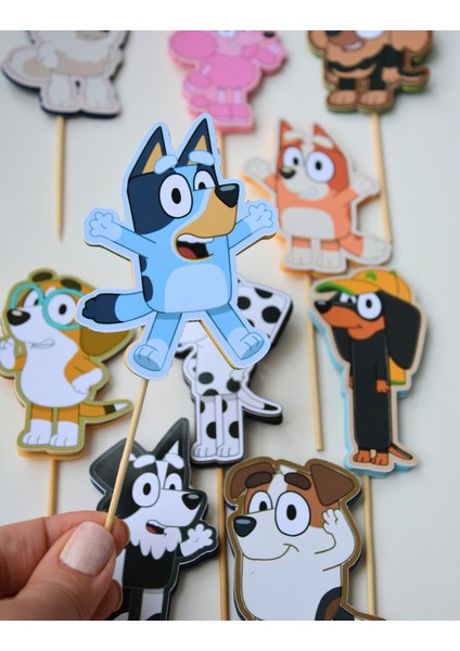 Bluey Temalı Pasta Süsü Bluey Karakterleri Erkek Kız Çocuk Doğum Günü Pasta Cupcake Süsü Seti modelleri