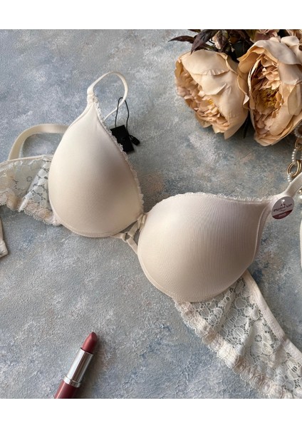Günlük Kullanım Full Push-Up Yanları Dantelli Önü Halka Detaylı Sütyen fiyatları