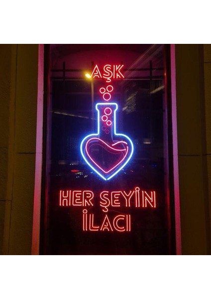 Aşk Her Şeyin Ilacı Neon LED Tabela