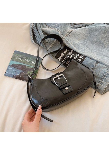 Kadın Çantası Retro Moda Koltuk Altı Çantası Niş Doku Hilal Çanta Kadınlar Için Basit Rahat Omuz Çantası (Yurt Dışından)