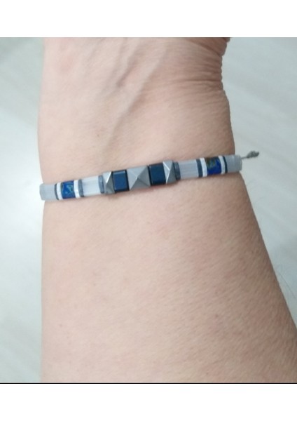 Mat Gri Piramit Kesim Hematit Doğaltaşlı Gri Mavi Lacivert Tila Unisex Bileklik modelleri