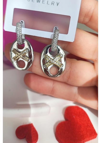 Zirkon Taşlı Xoxo Model Tasarım Gümüş-Altın Renkli Çelik Küpe modelleri