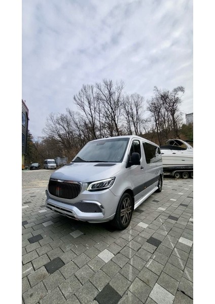Mercedes Sprinter W907 Maybach Ön Tampon ve Panjur Seti 2018+