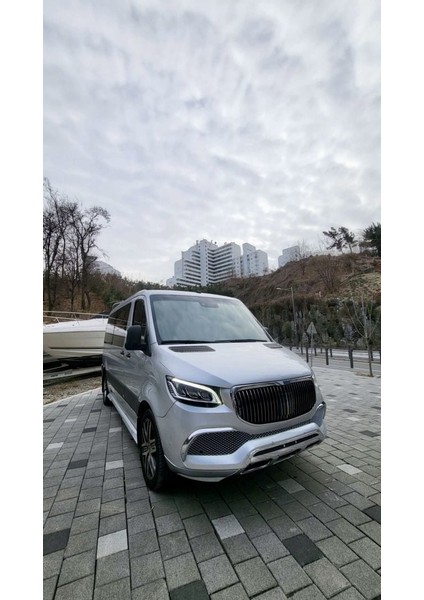 Mercedes Sprinter W907 Maybach Ön Tampon ve Panjur Seti 2018+
