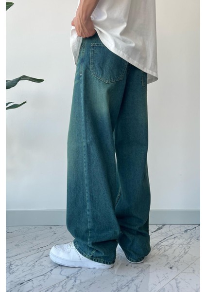 Basic Vintage Green Baggy Jean