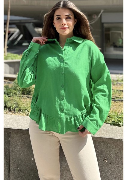 Kadın Yeşil Eteği Fırfır ve Yırtmaç Detaylı, Terletmez Rahat Kumaş, Salaş Gömlek fırsatları