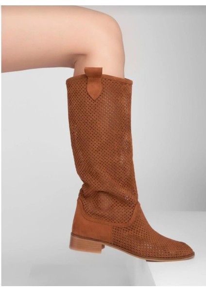 Süet Kısa Topuk Delikli Yazlık Çizme fiyatları