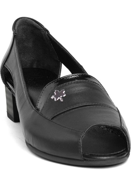 Beety BY01.8402 Kadın Deri Klasik Topuklu Ayakkabı Siyah fiyatları