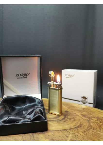 Kişiye Özel Gold Renk Benzinli Pirinç Gövde Çakmak modelleri