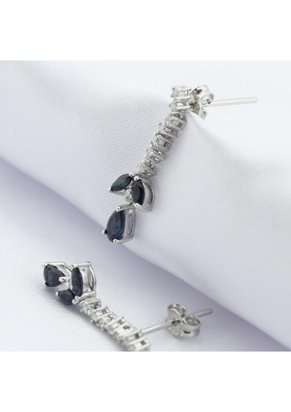Doğal Safir Taşlı Sallantılı Pırlanta Küpe