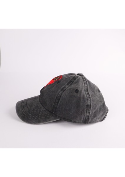 Love Kalp Nakışlı Pamuklu Yıkamalı Siyah Şapka modelleri