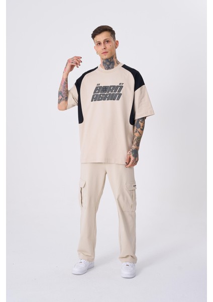Erkek Contrast Shoulder Detail Baskılı Oversize Açık Bej Tişört