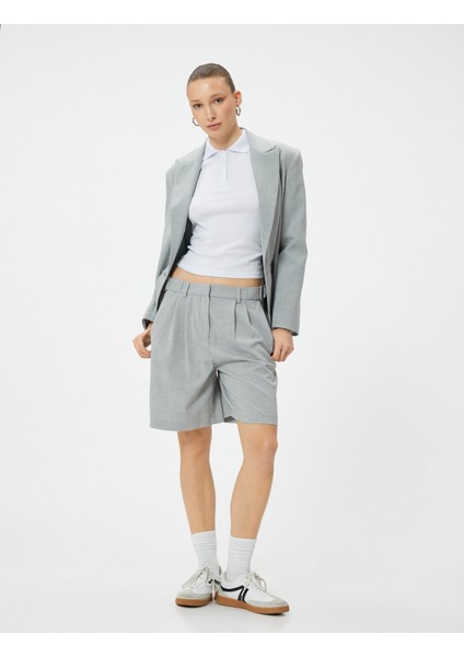 Bermuda Şort Normal Bel Cepli Pileli