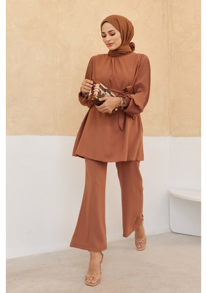 Kolları Piliseli Pantolon Tunik Takım - Camel