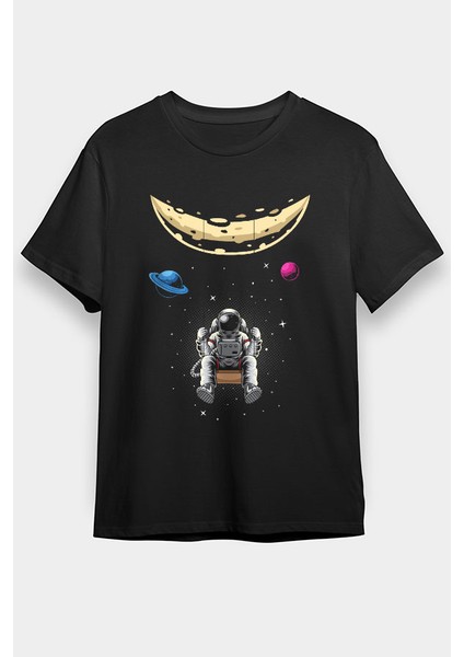 Ayda Sallanan Astronot Siyah Unisex Tişört T-Shirt