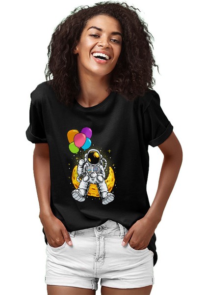 Balon Tutan Astronot Siyah Unisex Tişört T-Shirt fiyatları