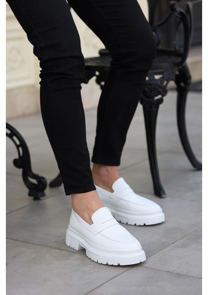 - Beyaz Deri Bağcıksız Erkek Günlük Ayakkabı 101-9069