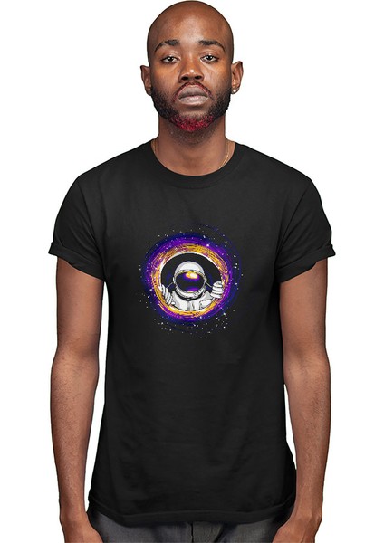 Kara Delikten Bakan Astronot Siyah Unisex Tişört T-Shirt modelleri