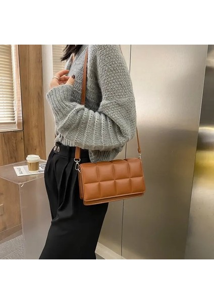 Kırmızı Stil 21X12X7CM Kadın Çantası Sonbahar Kış Yeni Kadın Edebi Tek Omuzdan Askili Çanta Azınlık Tasarım Çapraz Vücut Çanta Trendi Kadın Çantası Bolsos (Yurt Dışından) indirimleri