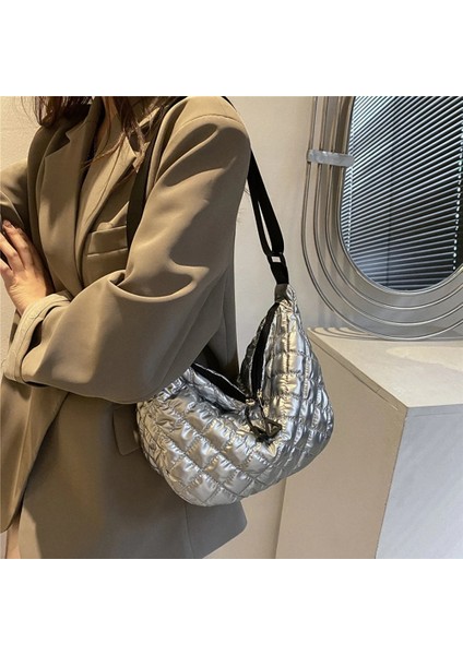 Gümüş Tarzı Basit Kadın Çanta Kapitone Sonbahar Kış Bayan Çanta Eşkenar Dörtgen Desen Üst-Kollu Çanta Seyahat Için Büyük Kız Çantası (Yurt Dışından) indirimleri