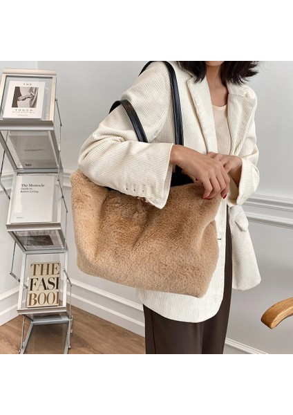 Beyaz Stil 46X29X11CM 2020 Yeni Kış Büyük Kapasiteli Kadın Çantası Kadın Ofis Bayanlar Büyük Iş Çantası Kadın Yumuşak Peluş Omuz Çantaları Sıcak Kürk Çanta (Yurt Dışından) fiyatları