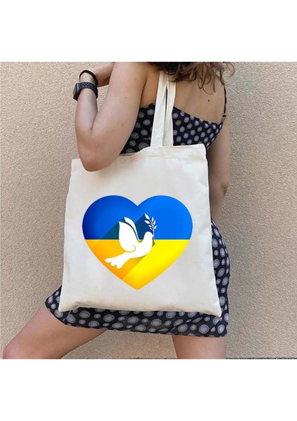 W168 Tarzı 35X40CM Çiçek Ukrayna Bayrağı Ukrayna Arması Ukraynalı Kız Vatansever Kadın Kanvas Omuz Çantası Harajuku Alışveriş Çantaları (Yurt Dışından) fırsatları