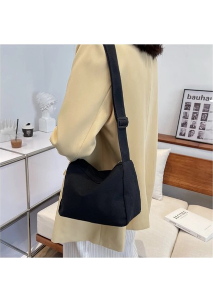 Sarı Stil 24-17,5-12CM Büyük Kapasiteli Omuz Çantası Yeni Kadın Moda Basit Banliyö Messenger Tote Çanta (Yurt Dışından) indirimleri