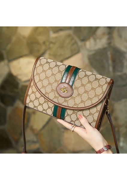 Haki Tarzı 24,5X5X16,5CM Lüks Kadın Debriyaj Çanta Tasarımcısı Yuvarlak Crossbody Omuz Çantalar Çanta Kadın Debriyaj Seyahat Çantası (Yurt Dışından) fiyatları