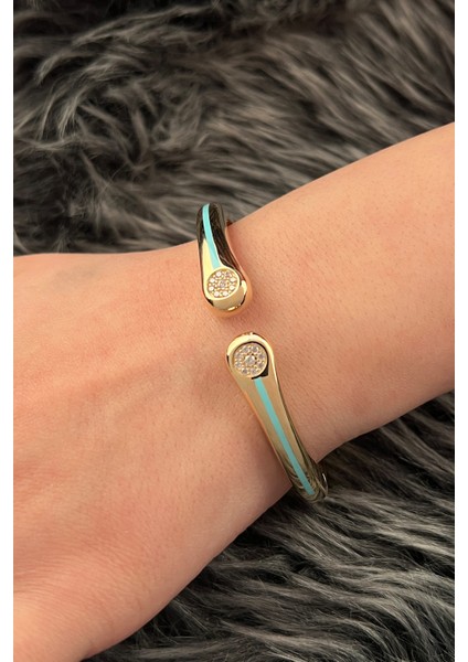 14 Ayar Altın Firuze Şerit Detaylı Taşlı Kelepçe