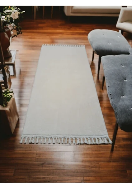 Carpet Kırem Post Pelüş Kaymaz Halı Ponpon Saçaklı Modern Dekoratifkırem