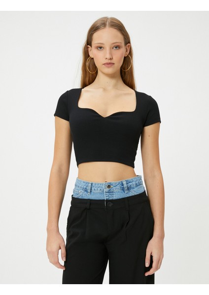 Kalp Yaka Crop Tişört Ribanalı Kısa Kollu Slim Fit