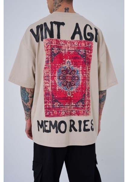 Erkek Vintage Memories Baskılı Oversize Açık Bej Tişört