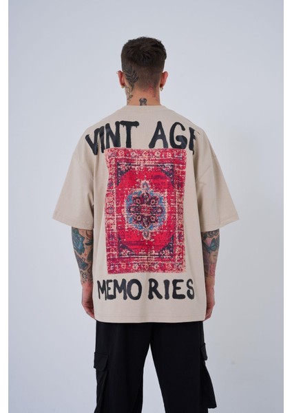 Erkek Vintage Memories Baskılı Oversize Açık Bej Tişört