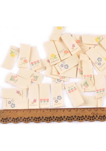 No.6 Tarzı Lot 1.6x3.8cm Çiçek Bej Etiketleri Dikiş Malzemeleri Bakım Çantaları Giysi Etiketi Konfeksiyon El Yapımı Aksesuarlar Dıy Craft (Yurt Dışından) modelleri