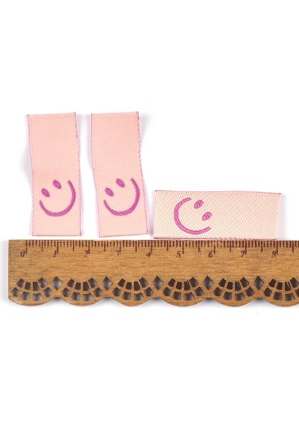 No.8 Stili Karışık Gülümseme Nakış Etiketleri Dikiş Giysileri Dıy Bayrak Etiketi Bakım Çantaları Giyim Etiketleri Konfeksiyon El Sanatları El Yapımı Aksesuar (Yurt Dışından)