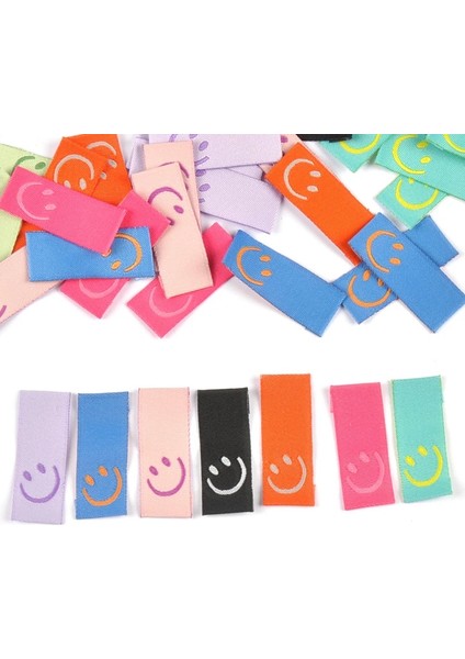 No.8 Stili Karışık Gülümseme Nakış Etiketleri Dikiş Giysileri Dıy Bayrak Etiketi Bakım Çantaları Giyim Etiketleri Konfeksiyon El Sanatları El Yapımı Aksesuar (Yurt Dışından) fiyatları