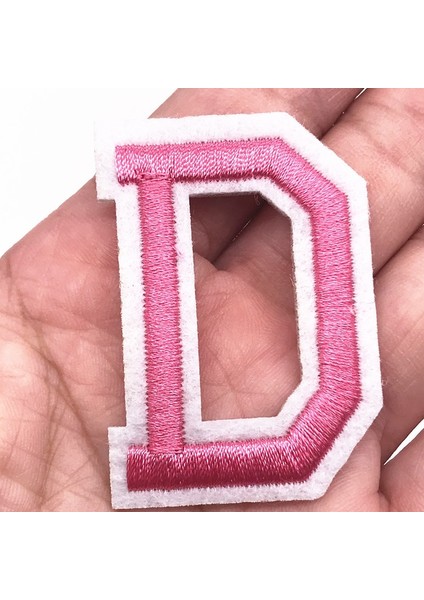 Antik Çinko Tarzı 1 Adet A-Z Saf Pembe Renk Ingilizce Alfabe Harfleri Yama Işlemeli Adı Aplike Demir On Yamalar Diy Giysileri Için Etiket Rozeti (Yurt Dışından)