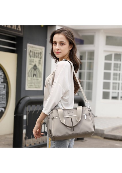 Çok Bölmeli Su Geçirmez Naylon Omuz Çantası (Yurt Dışından) fiyatları