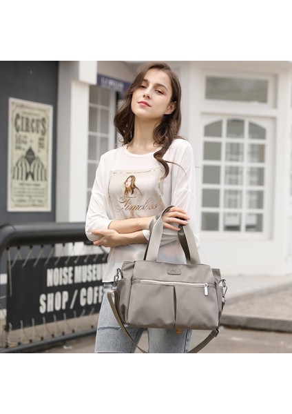 Çok Bölmeli Su Geçirmez Naylon Omuz Çantası (Yurt Dışından) fırsatları