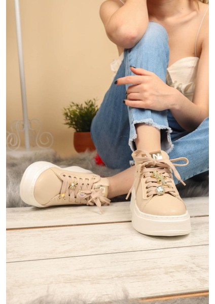 Taş Aksesuarlı Sneakers Krem modelleri