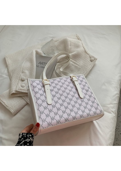 Kadınlar Için Büyük El Çantası 2024 Bahar Yeni Moda Kadın Çanta Büyük Kapasiteli Banliyö Baskı Öğrenci Omuz Çantası (Yurt Dışından)