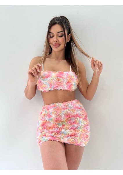 Pembe Üç Boyutlu Çiçek Desenli Fermuar Detaylı