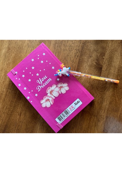 Unicorn Temalı Lastikli Defter ve Yumurtlayan Kalem Seti