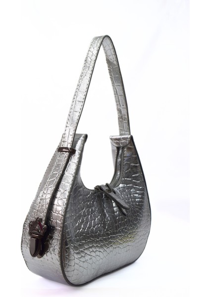 Kadın Rugan Deri Baget Cherry Bag Kol Çantası modelleri