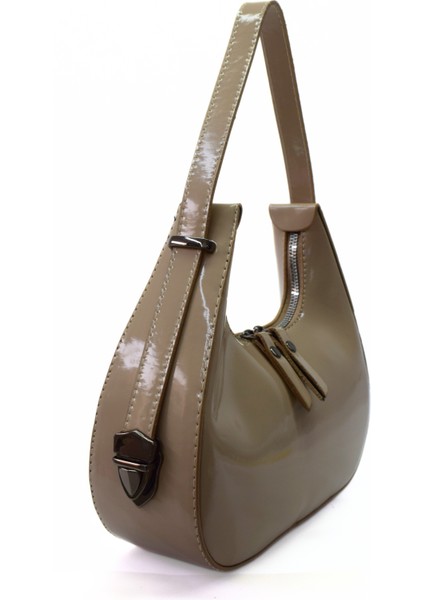 Kadın Rugan Deri Baget Cherry Bag Kol Çantası