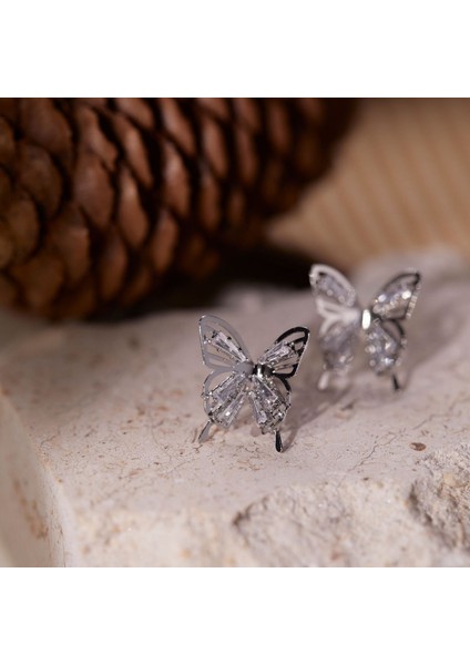 Içi Boş Kelebek Zirkon Küpeler, Çok Yönlü ve Zarif (Yurt Dışından) modelleri