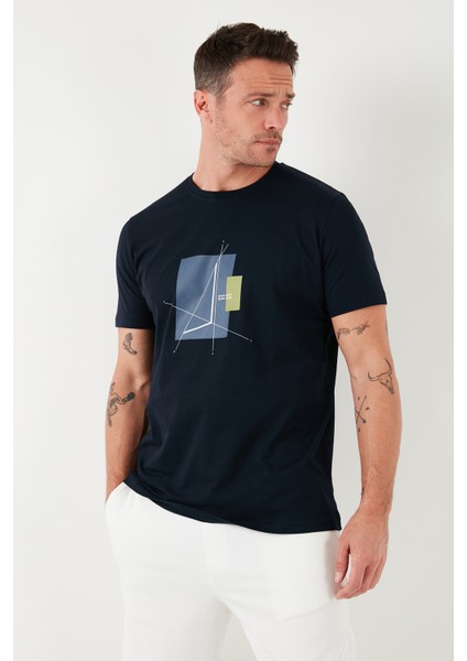 Baskılı Pamuklu Bisiklet Yaka Slim Erkek T Shirt 646R8040 modelleri